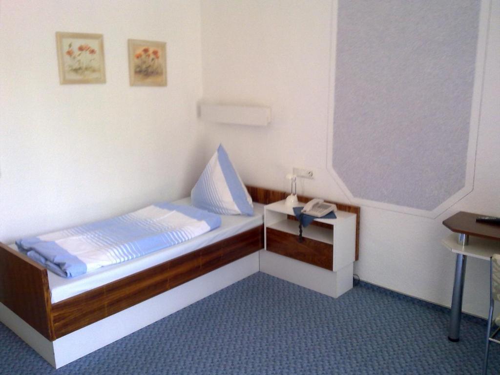 Hotel Diana Garni Bad Bertrich Zimmer foto