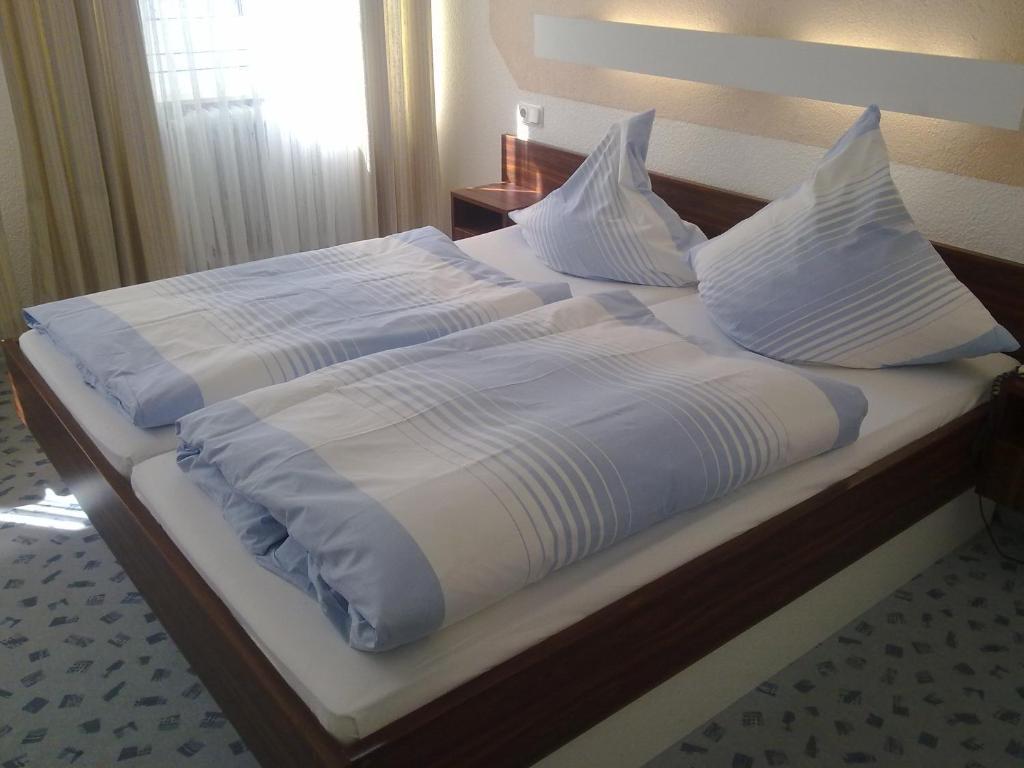 Hotel Diana Garni Bad Bertrich Zimmer foto